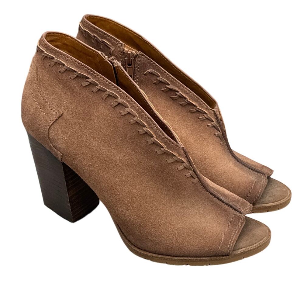 Zodiac Mia Taupe Suede 3.5" Heel Side Zip Peep Toe Ankle Bootie Women 10